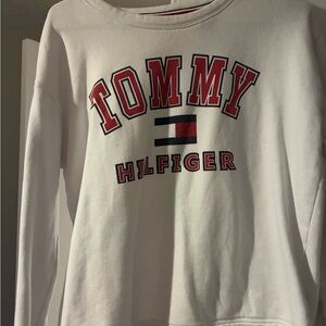 Vintage Tommy Hilfiger Women's White and Red Logo Sweater